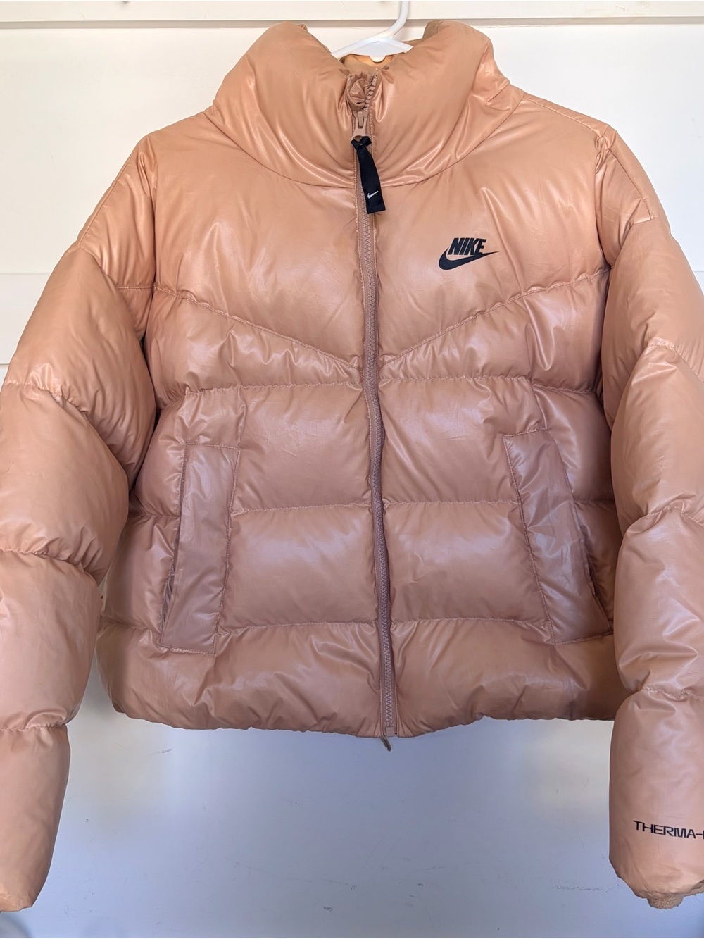 Nike Cropped Puffer Jacket in Blush